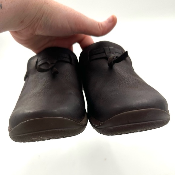 Merrell Brown Leather Encore Slip On Clogs - Picture 6 of 9